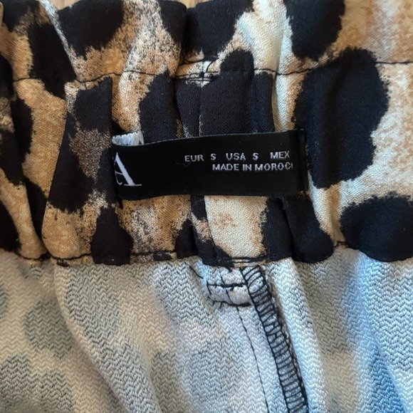 Leopard Zara Shorts With Belt Small - Picture 5 of 5